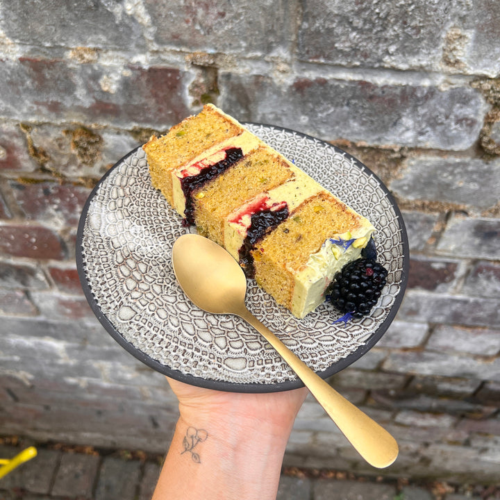 Pistachio & Blackberry Cake
